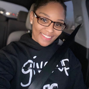 Meet your Posher, Shala